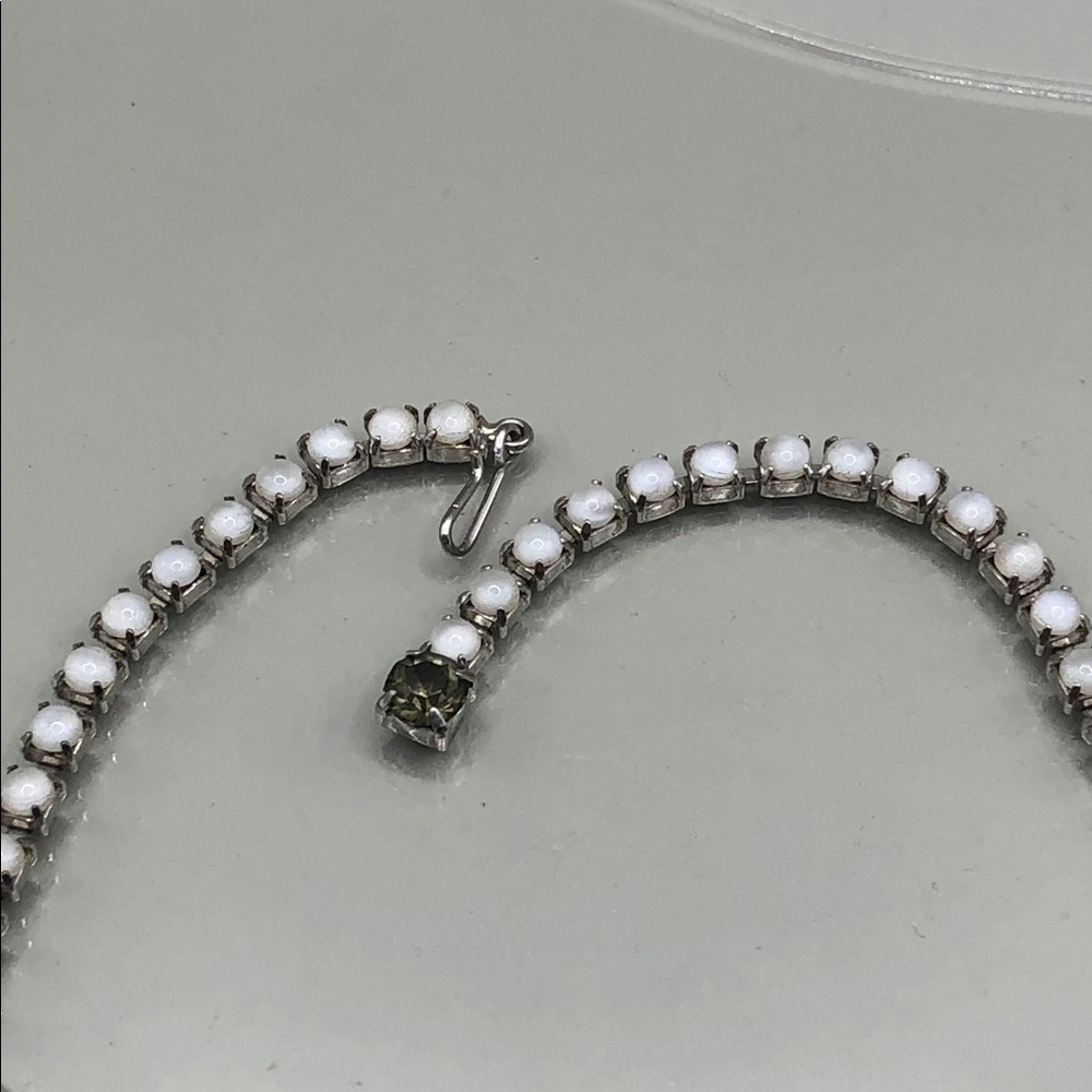 Frosted milky glass vintage collar choker formal party evening bridal necklace. - Picture 3 of 8